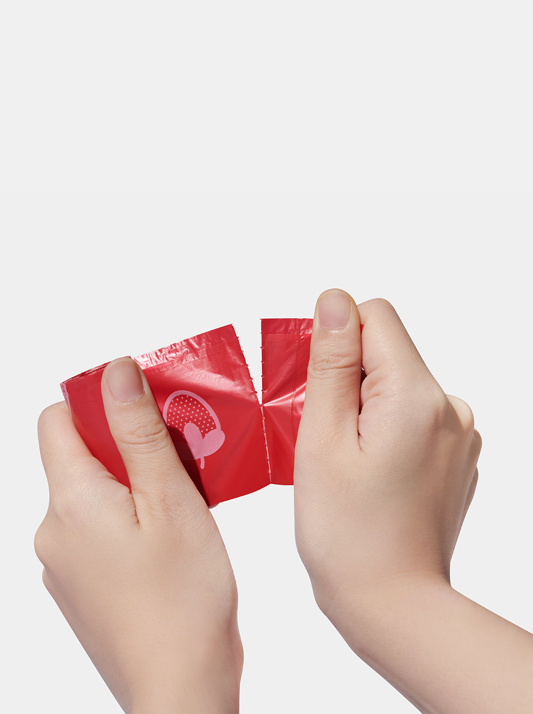 BERRY Poop Bags & Dispenser Set — alternative angle