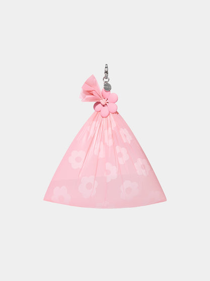 AURA Hands-Free Poop Bag Clip — MEADOW — detail shot