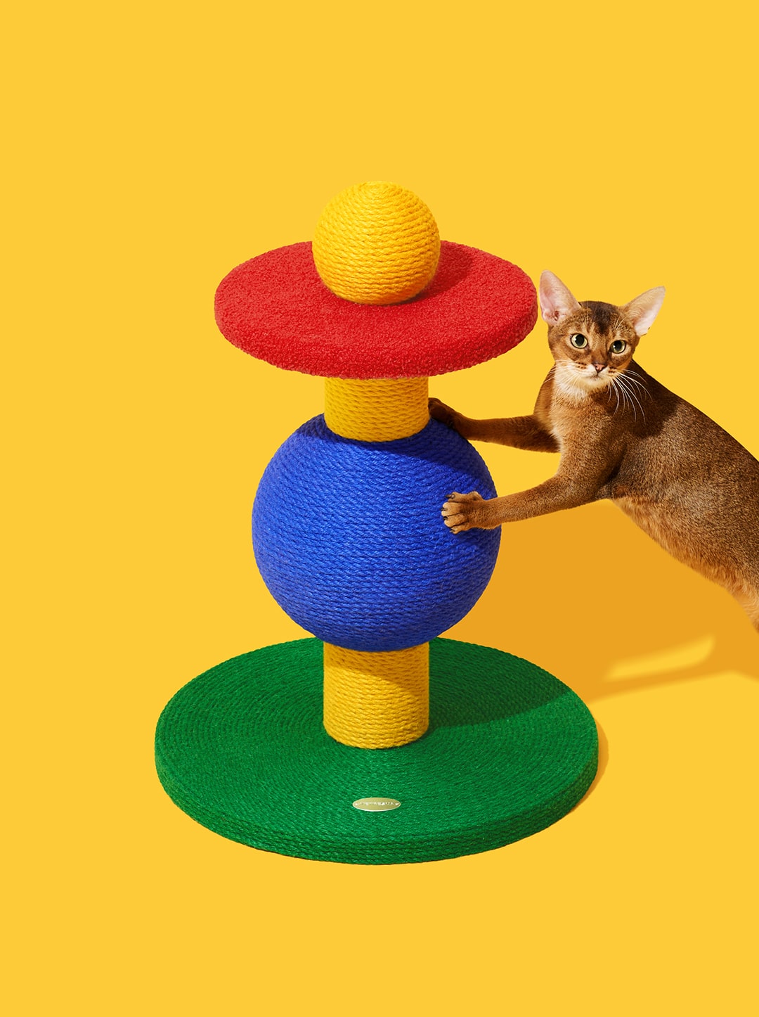 PRISM Cat Scratching Post - Playful Ball — in use